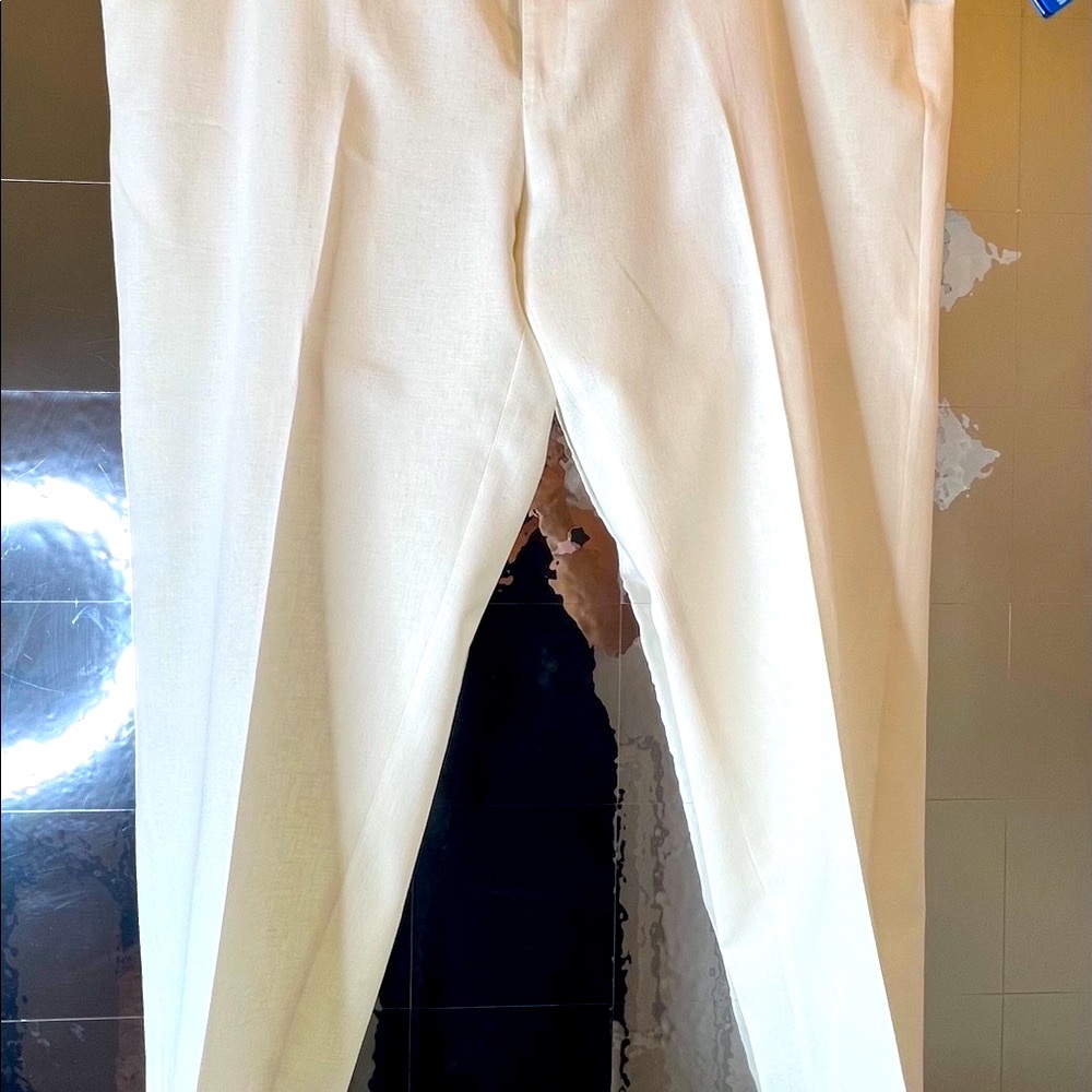 Men’s Classic-fit White Linen Dress Pants - Picture 2 of 4